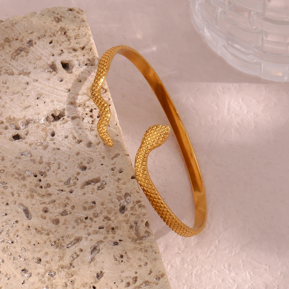 2025 New Stainless Steel Real Gold Plated Plaid Texture Adjustable Snake Gold Bangle For Woman Cuff Bracelets For Women