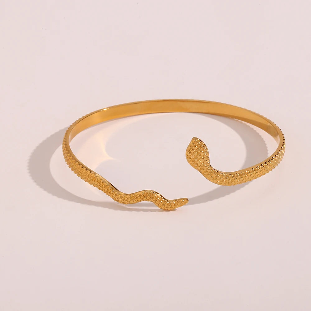 2025 New Stainless Steel Real Gold Plated Plaid Texture Adjustable Snake Gold Bangle For Woman Cuff Bracelets For Women